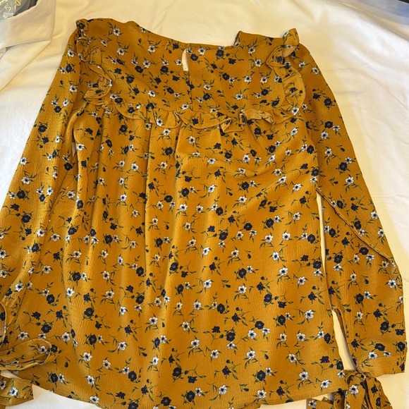 Mustard purple and white floral ruffle bow long sleeve blouse size small - Picture 8 of 10